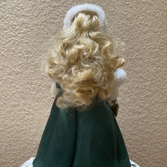 "JADE" Special Memories Holiday Porcelain Doll AVON - Picture 4 of 16